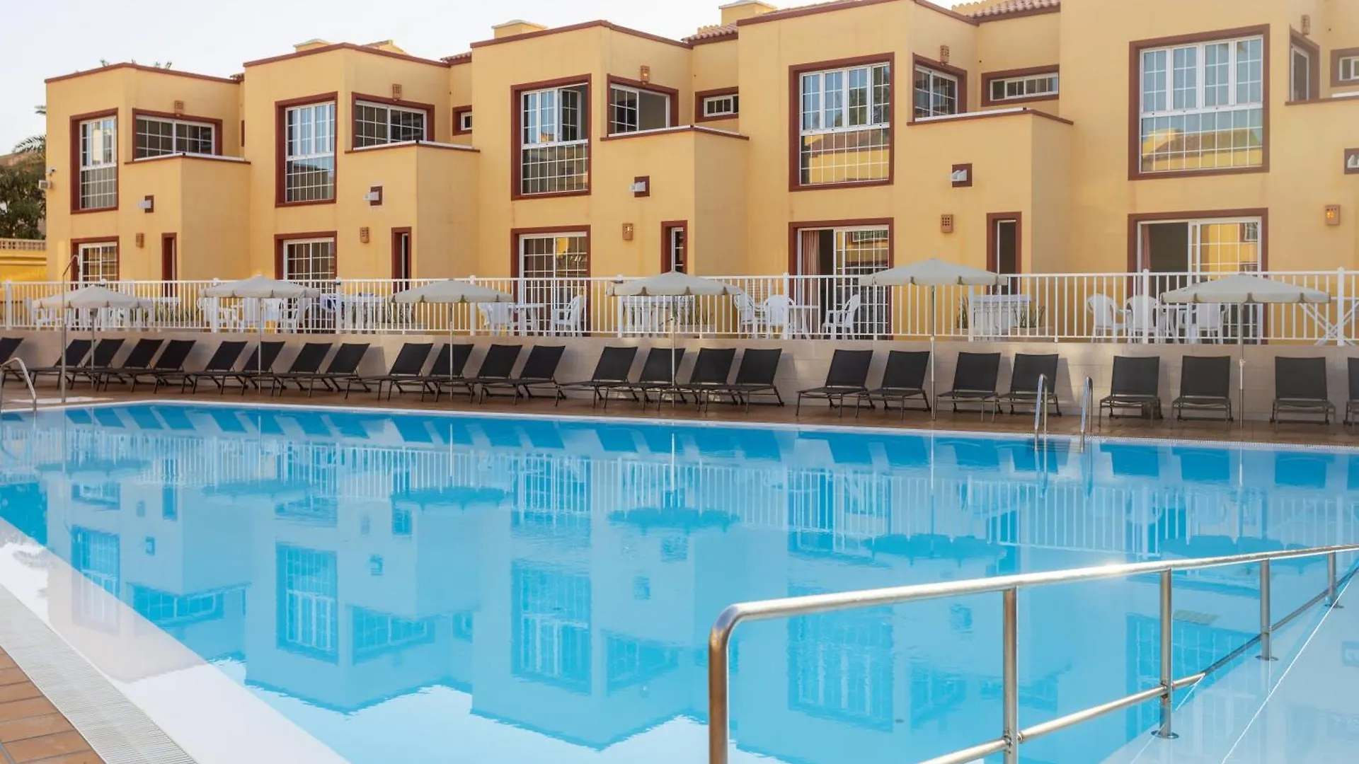 Apartamentos Maxorata Beach Corralejo 3*,  Spanien